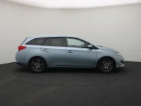 Toyota Auris 1.8 100kW thumbnail