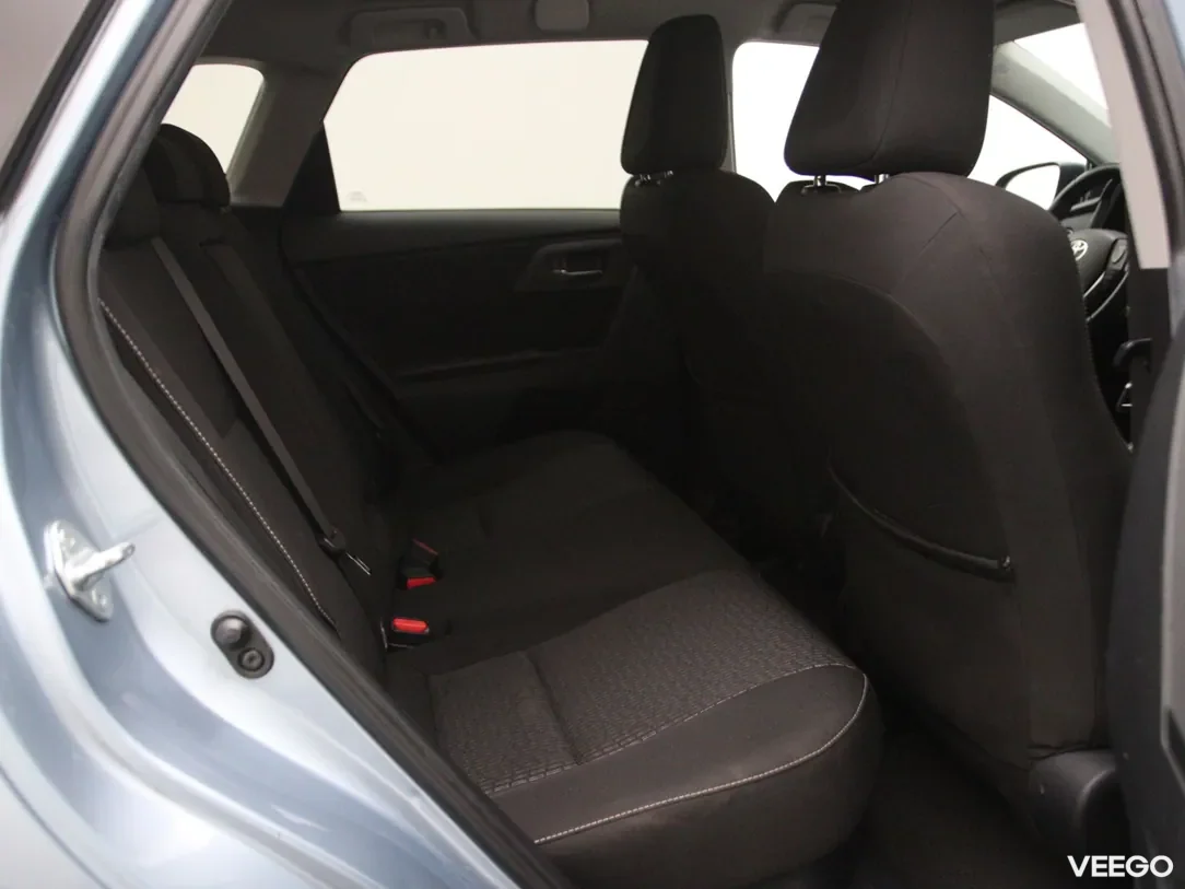 Toyota Auris 1.8 100kW