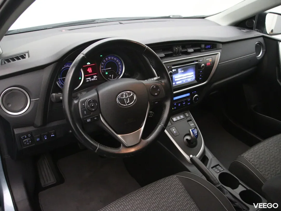 Toyota Auris 1.8 100kW