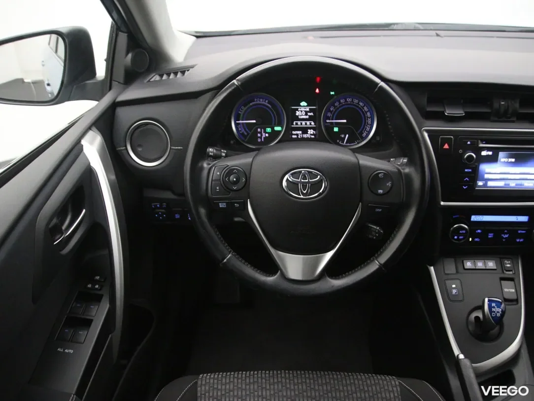 Toyota Auris 1.8 100kW