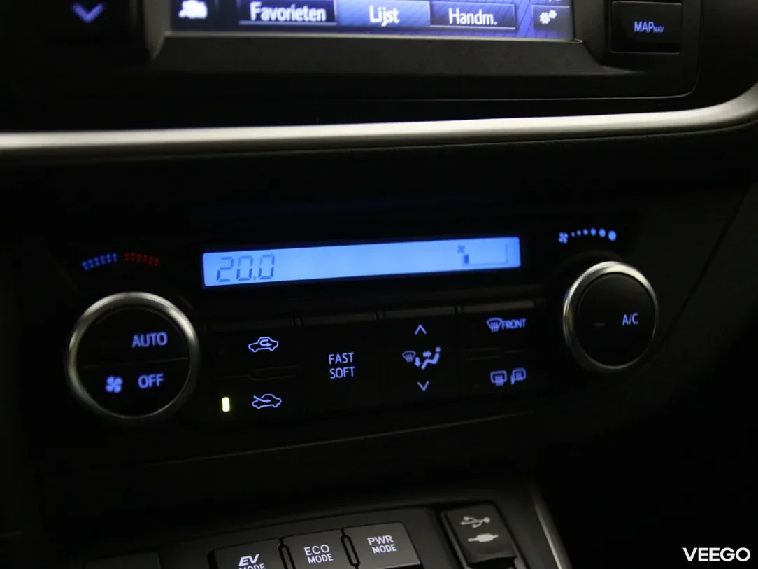 Toyota Auris 1.8 100kW