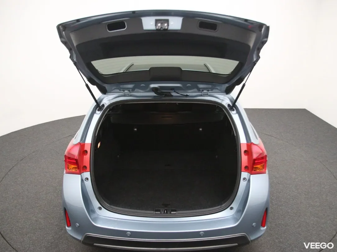 Toyota Auris 1.8 100kW