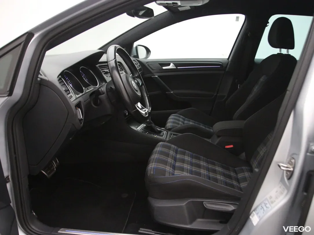Volkswagen Golf 1.4 150kW