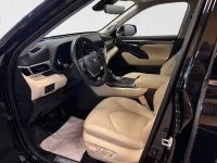 Toyota Highlander Premium 2.5 140kW thumbnail