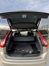 Volvo XC60 2.0 100kW thumbnail