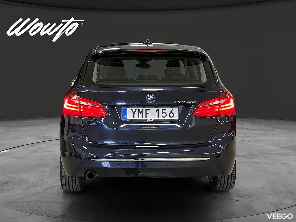 BMW 225 xe Active Tourer 224HK Luxury Line /Pano /HuD 165kW