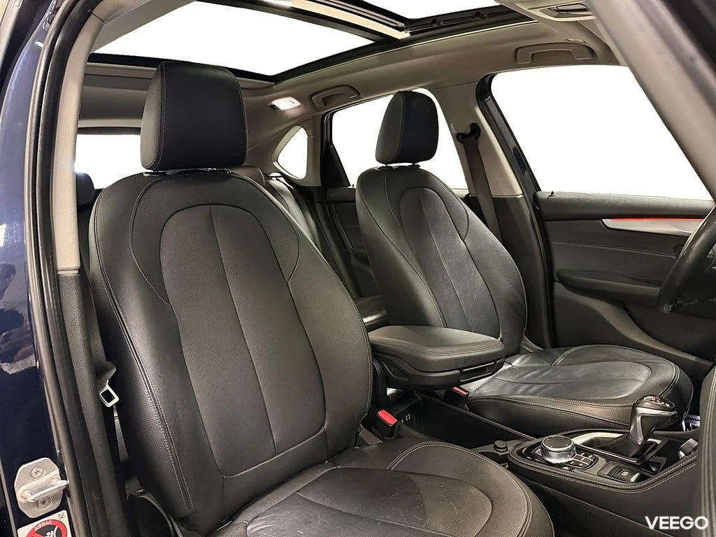 BMW 225 xe Active Tourer 224HK Luxury Line /Pano /HuD 165kW