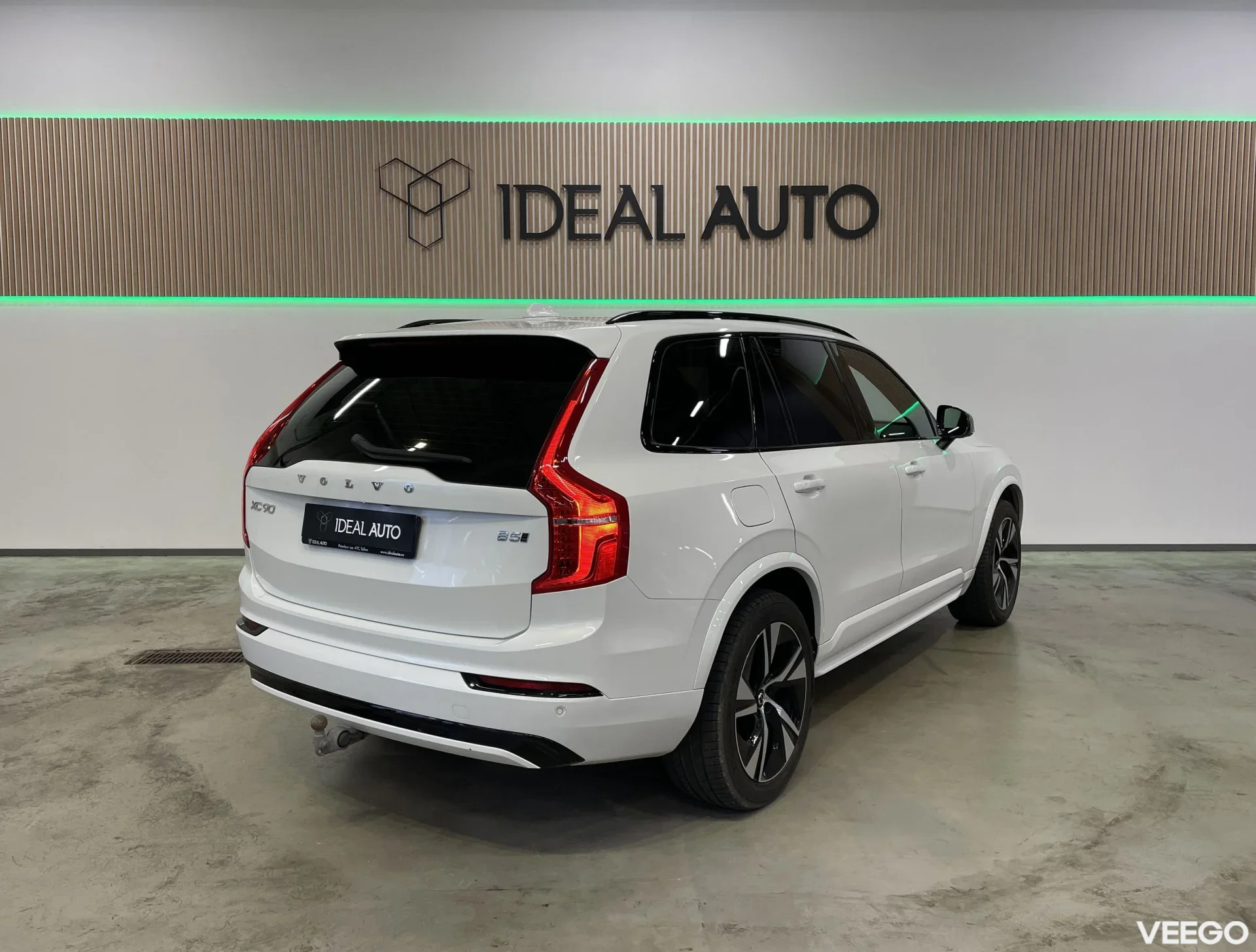 Volvo XC90 R-Design Intelli Safe Pro MY22 2.0 B5 Kers Mild Hybrid 173kW