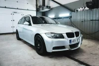 BMW 320 2.0 130kW thumbnail