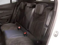 Peugeot 2008 GT Hybrid 145 e-DCS6 100kW thumbnail