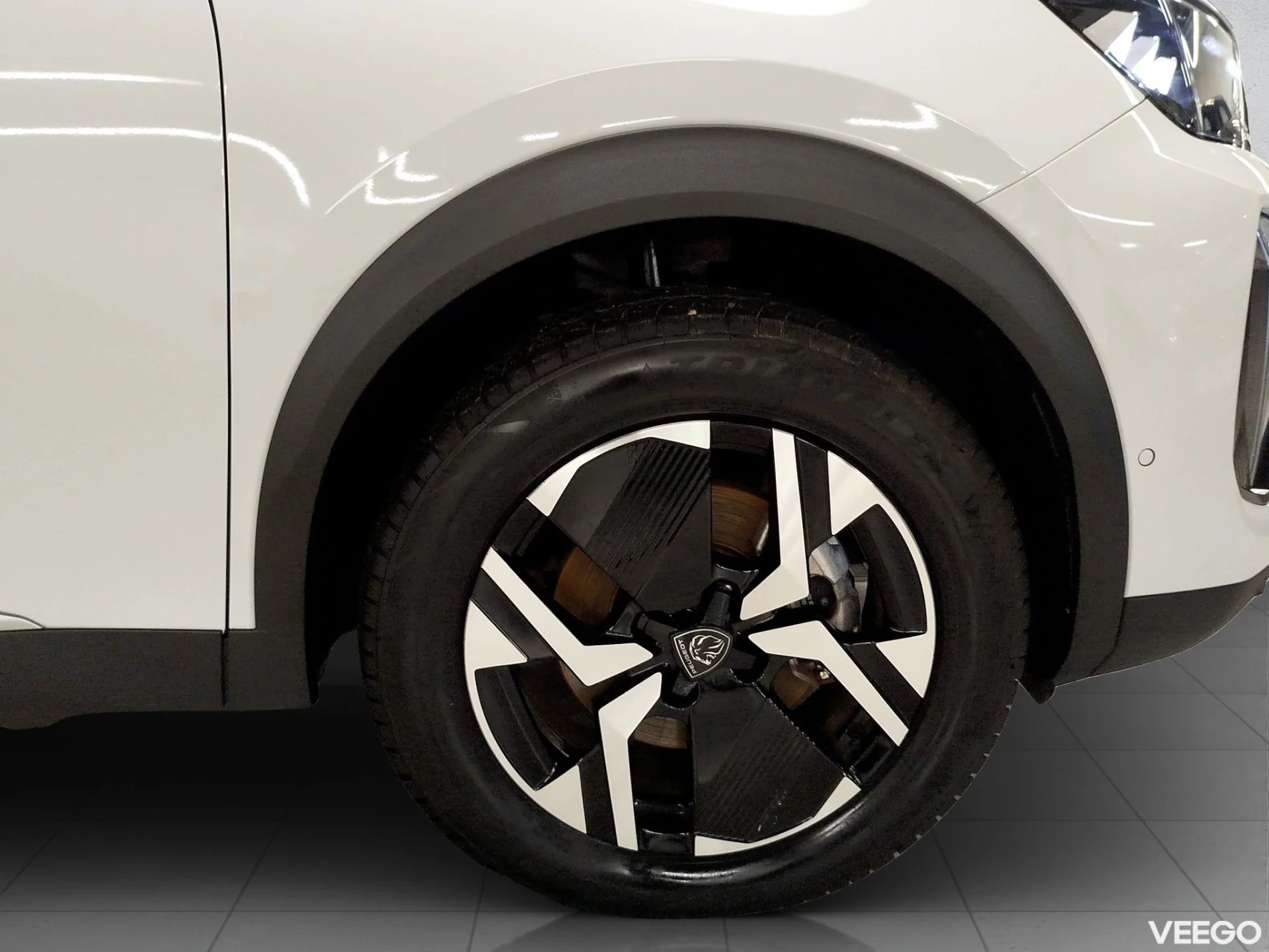 Peugeot 2008 GT Hybrid 145 e-DCS6 100kW