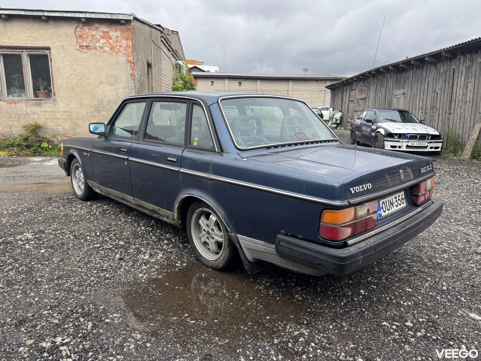 Volvo 240 2.3 96kW