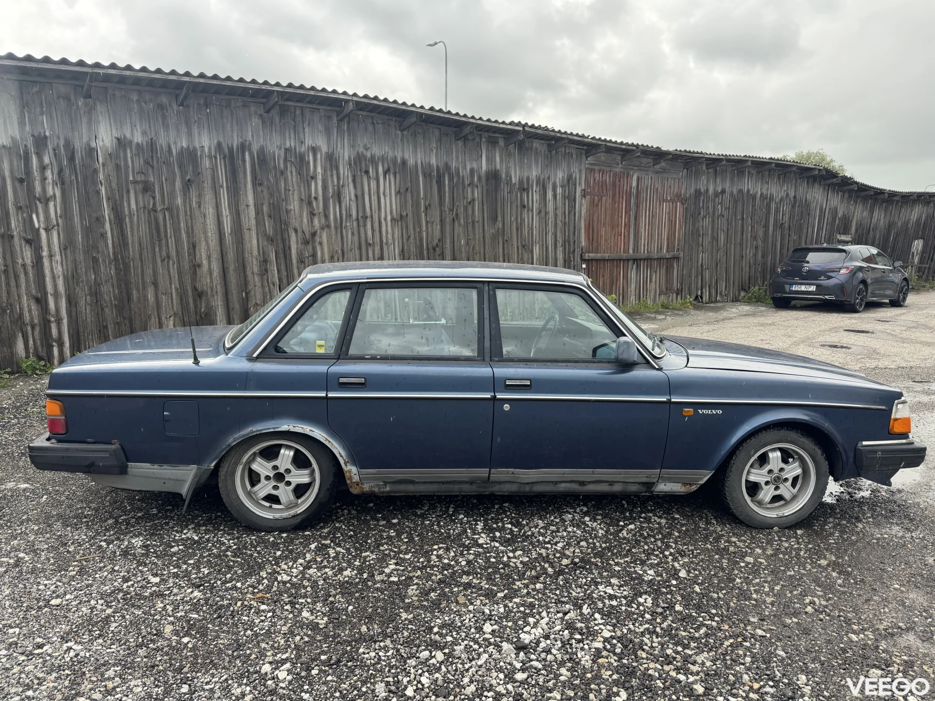 Volvo 240 2.3 96kW