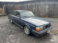 Volvo 240 2.3 96kW thumbnail
