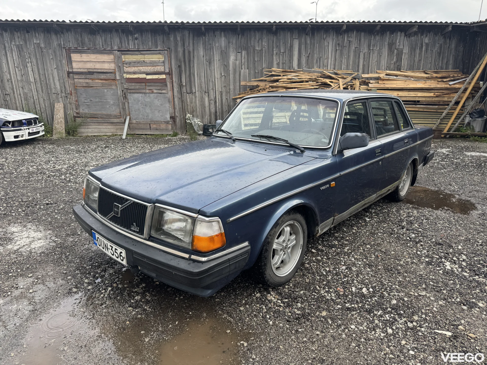 Volvo 240 2.3 96kW
