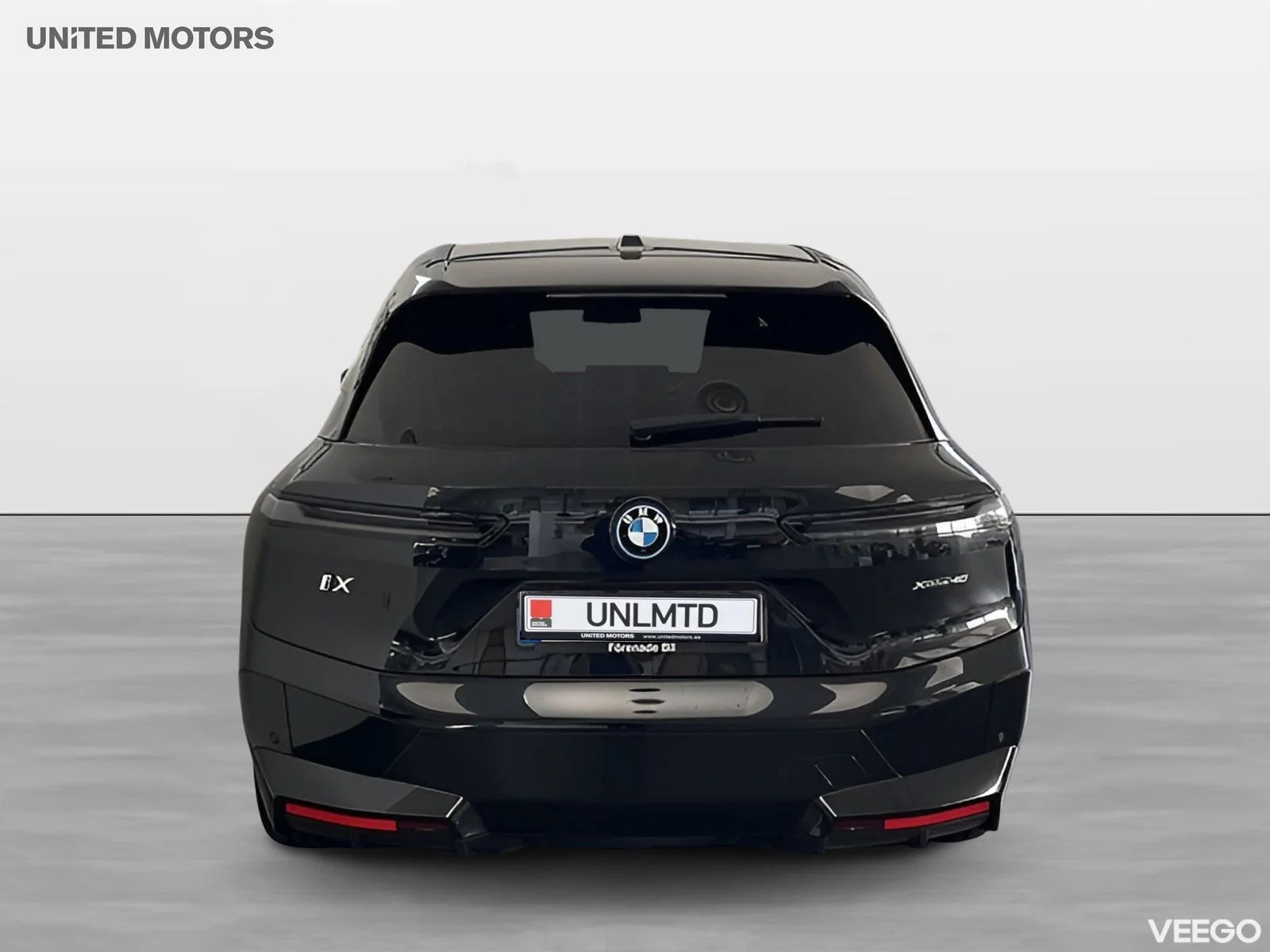 BMW iX xDrive40 M Sport Innovation 22" Drag Rattvärme H/K 0kW