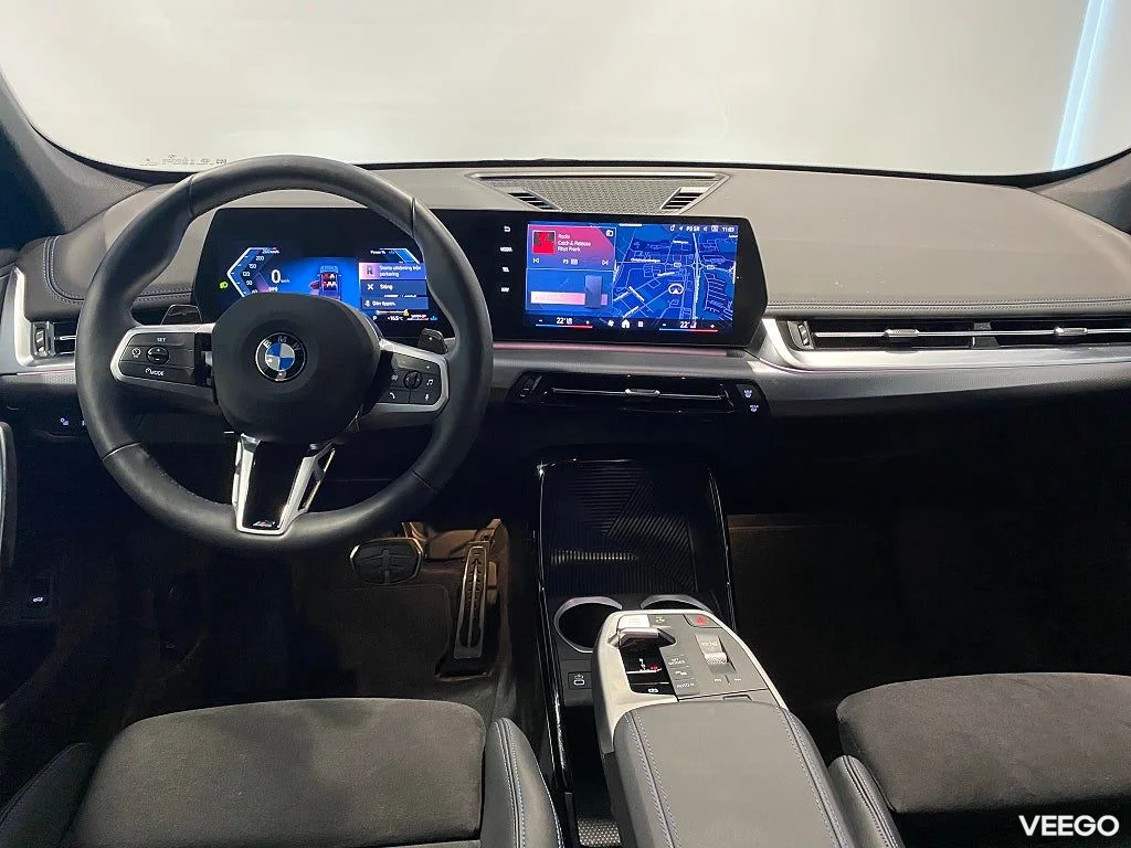 BMW X1 sDrive18i M-Sport Rattvärme Drag Tonade rutor 0kW