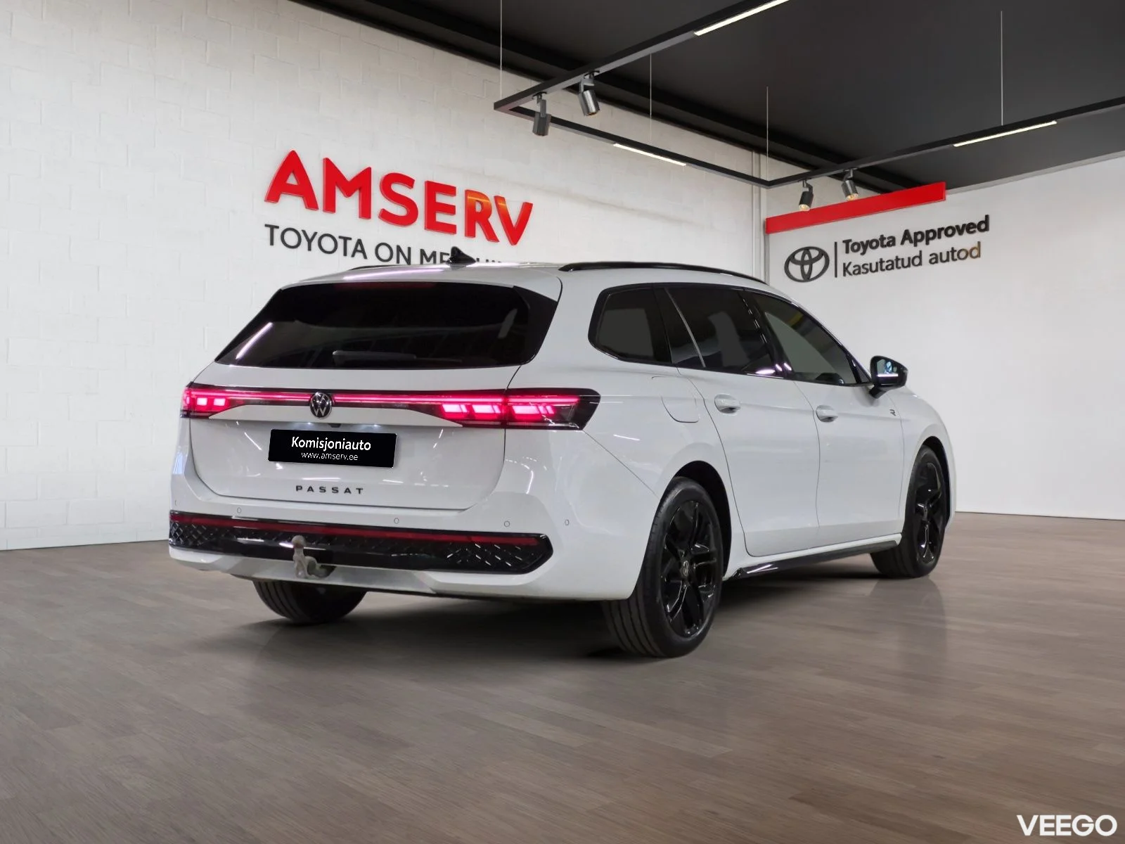 Volkswagen Passat Variant 4Motion R-Line Black Style 2 142kW