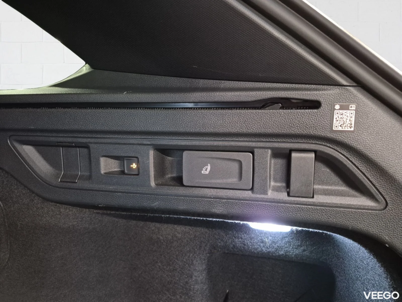 Volkswagen Passat Variant 4Motion R-Line Black Style 2 142kW