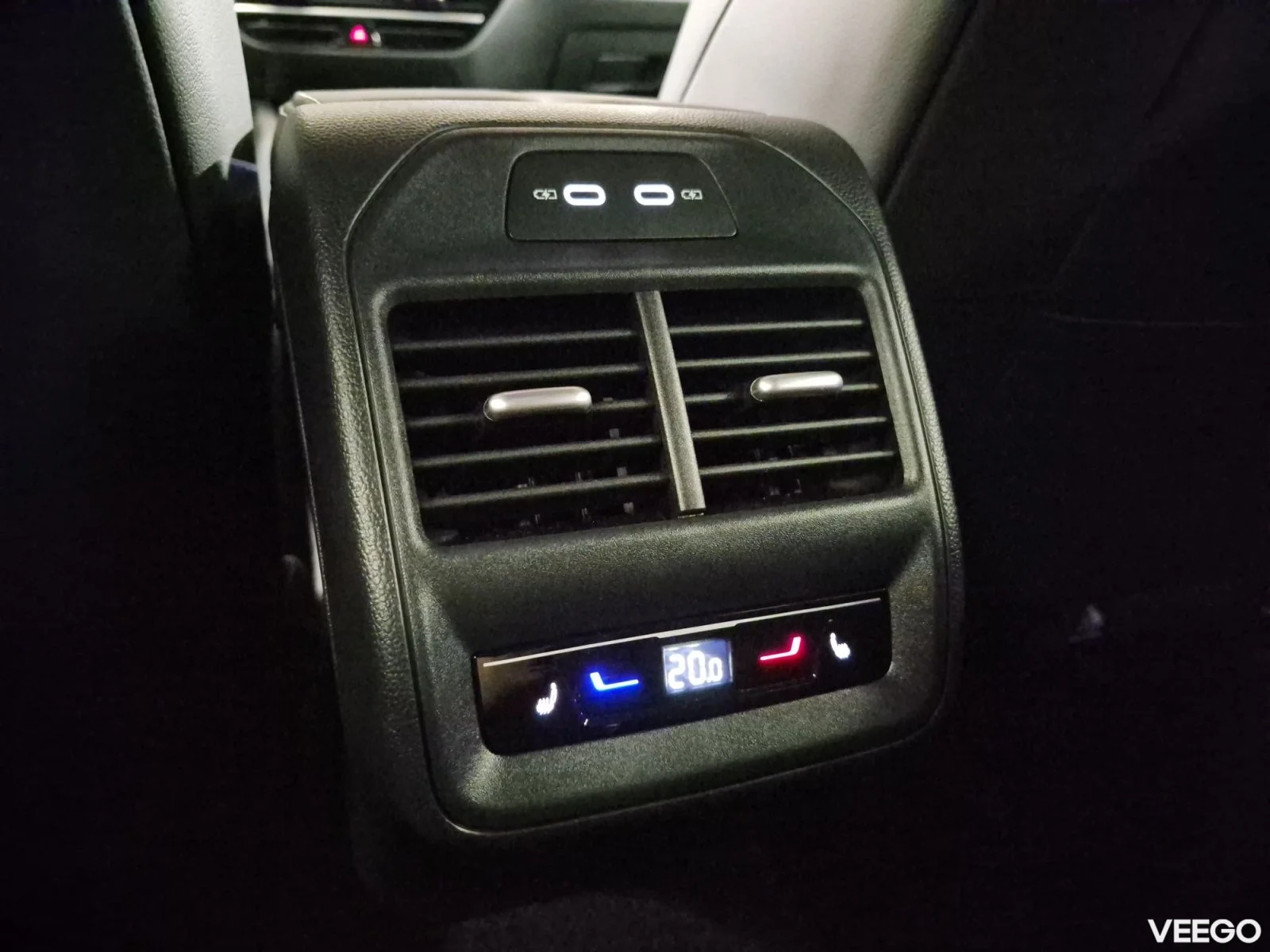 Volkswagen Passat Variant 4Motion R-Line Black Style 2 142kW