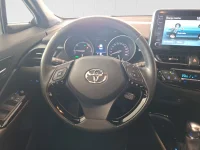 Toyota C-HR Style Hybrid 1.8 72kW thumbnail
