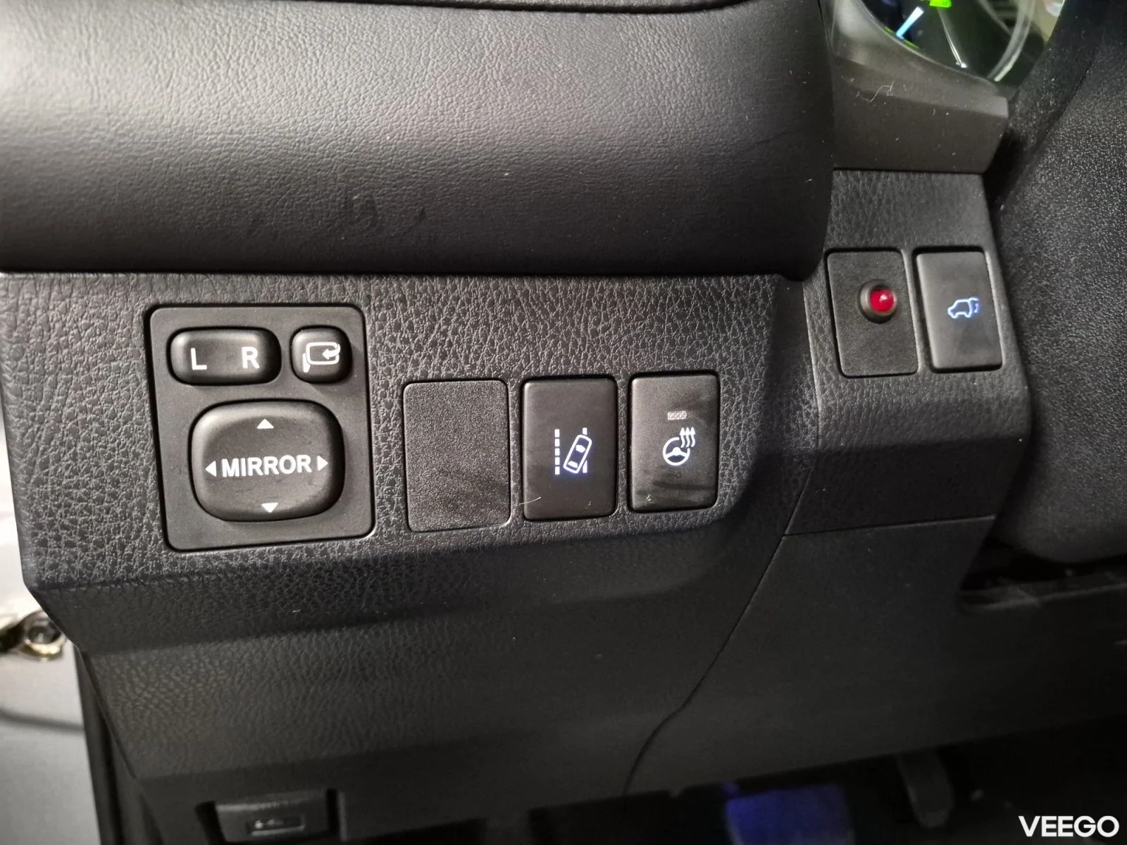 Toyota RAV4 Premium AWD 2.5 114kW