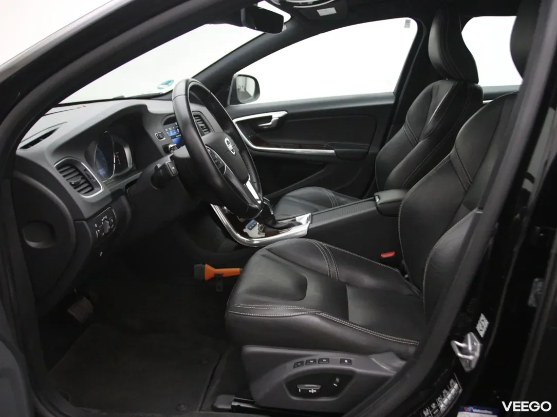 Volvo V60 2.4 208kW