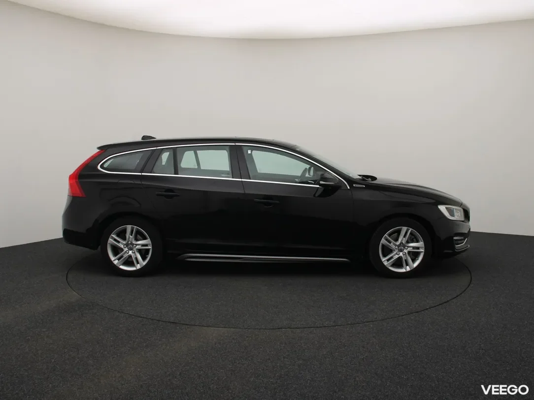Volvo V60 2.4 208kW