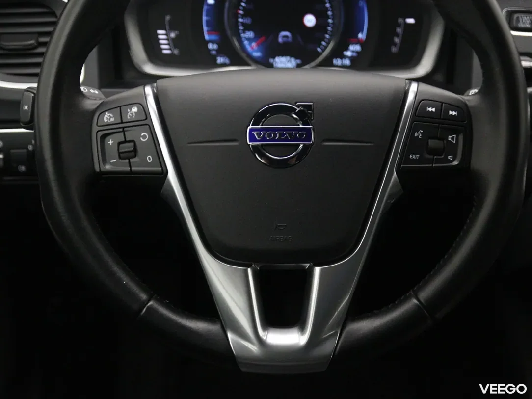 Volvo V60 2.4 208kW