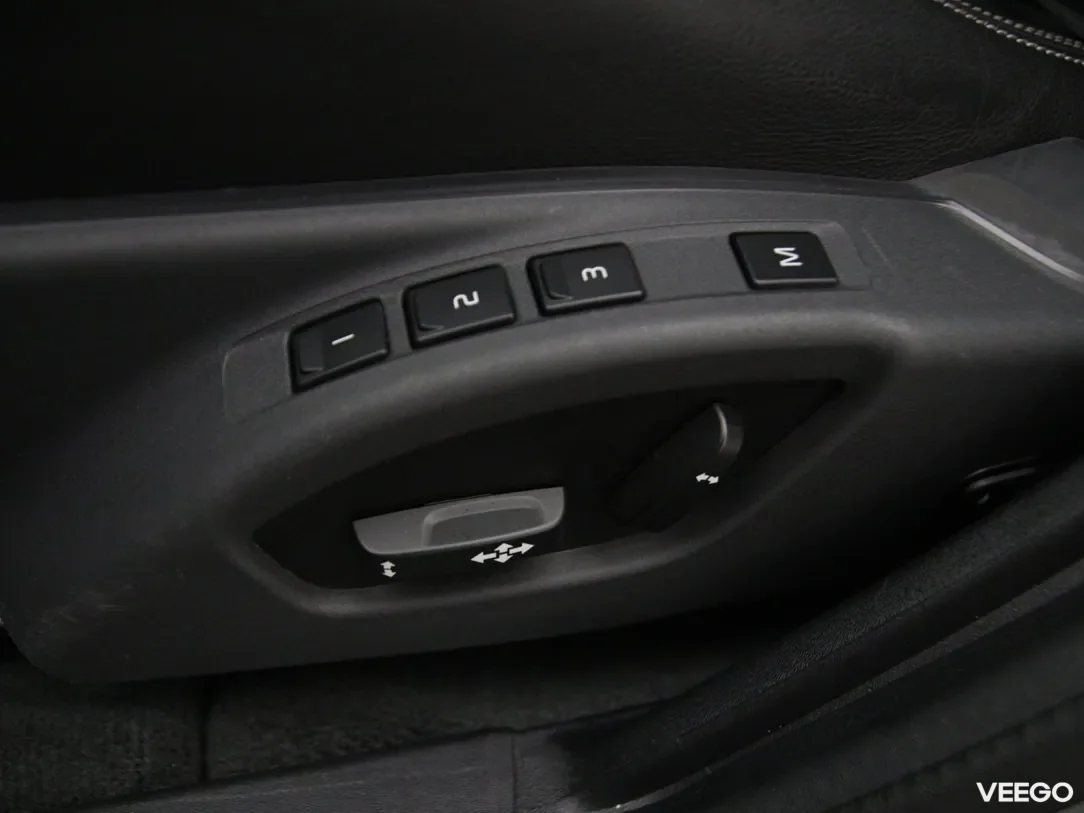 Volvo V60 2.4 208kW