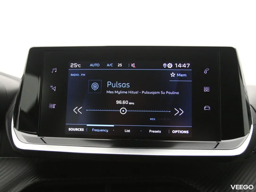 Peugeot 208 1.2 74kW