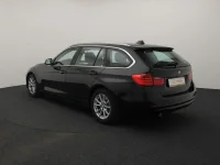 BMW 320 2 135kW thumbnail