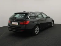 BMW 320 2 135kW thumbnail