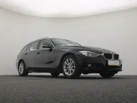 BMW 320 2 135kW thumbnail