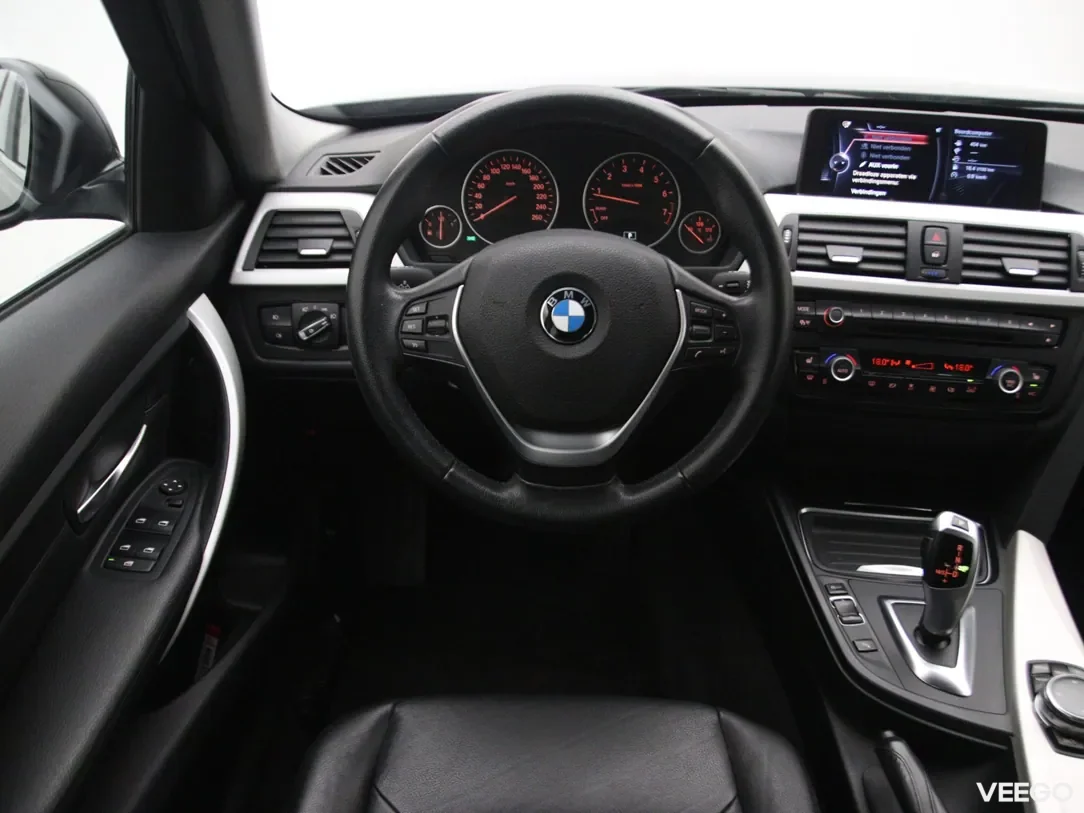BMW 320 2 135kW