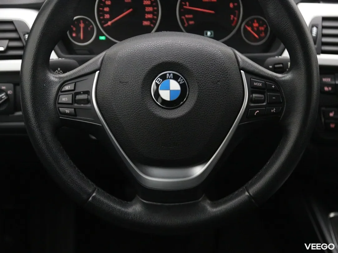 BMW 320 2 135kW