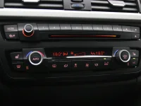 BMW 320 2 135kW thumbnail