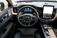 Volvo XC60 AWD B&W 4C LUXURY+ ULTRA BRIGHT INTELLI PRO MY26 2 335kW thumbnail