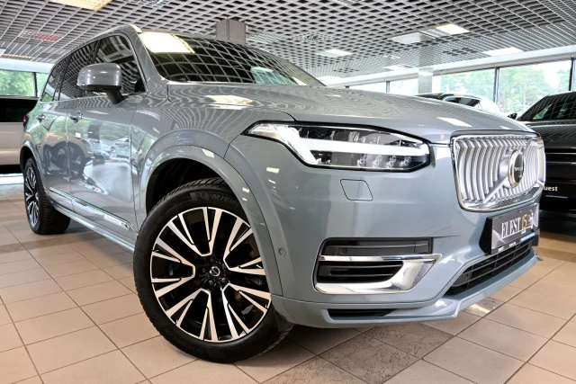 Image of Volvo XC90 AWD B&W 4C ULTIMATE BRIGHT XENIUM INTELLI SAFE 2 335kW