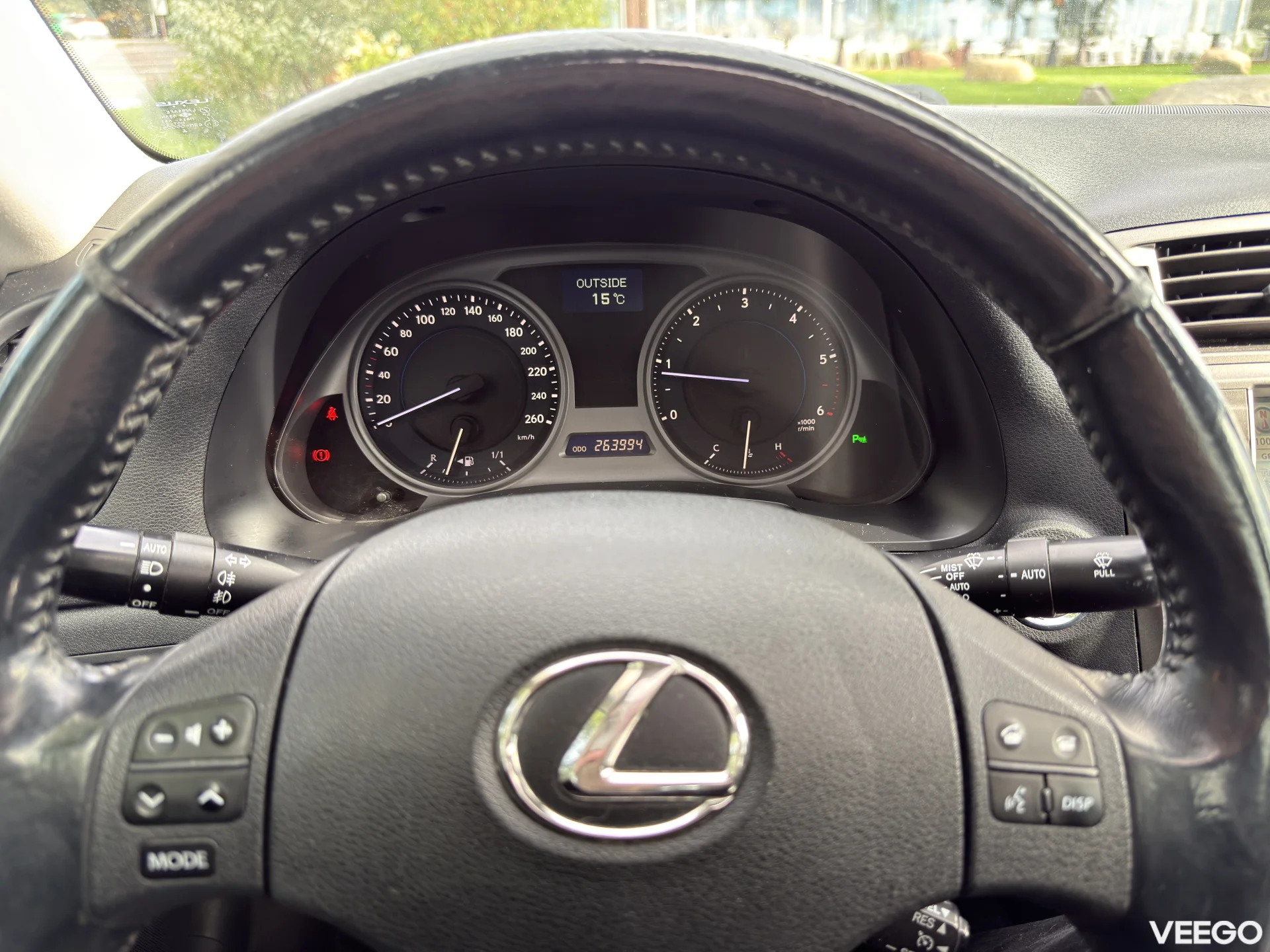 Lexus IS 220 2.2 130kW