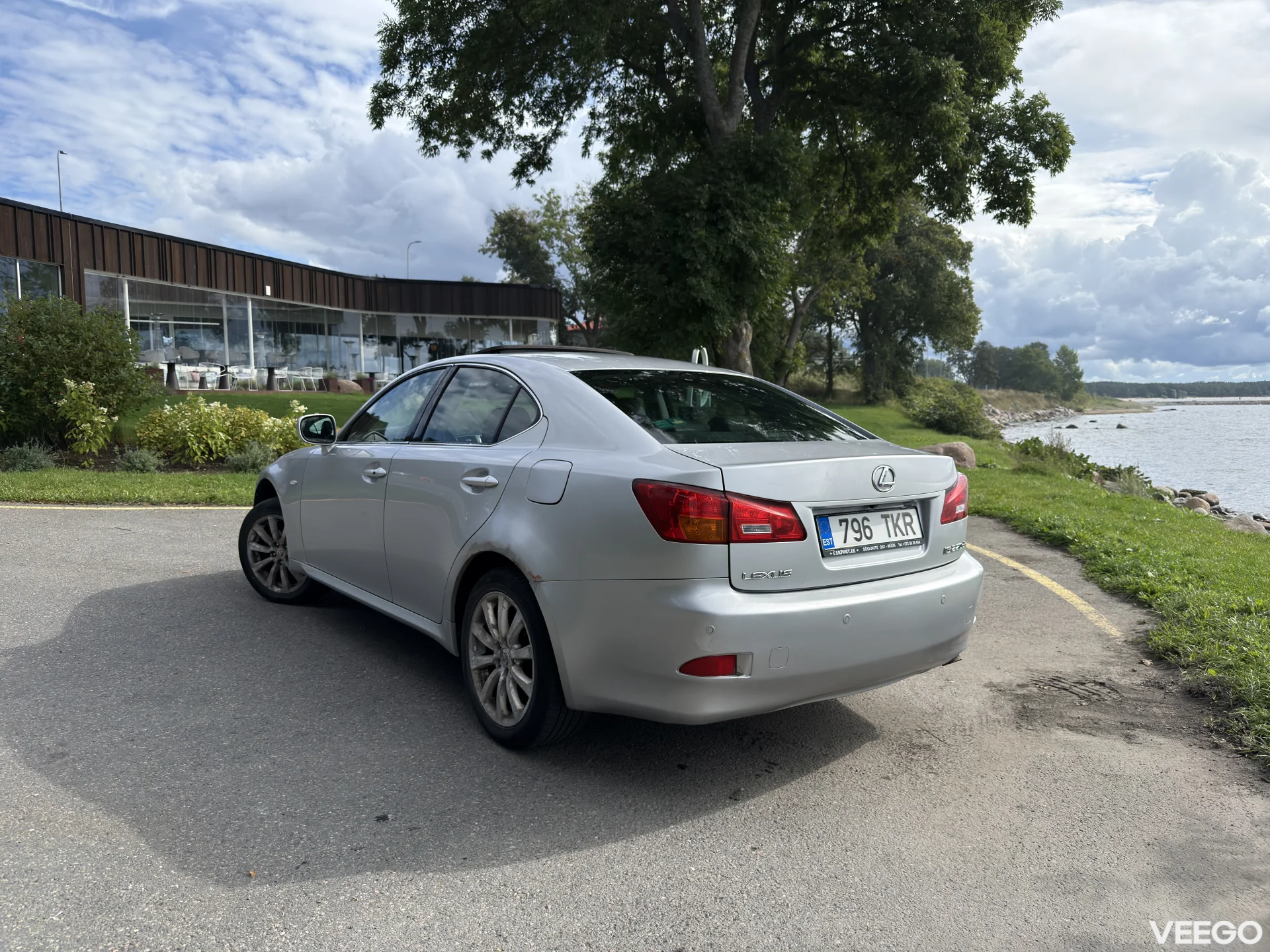 Lexus IS 220 2.2 130kW