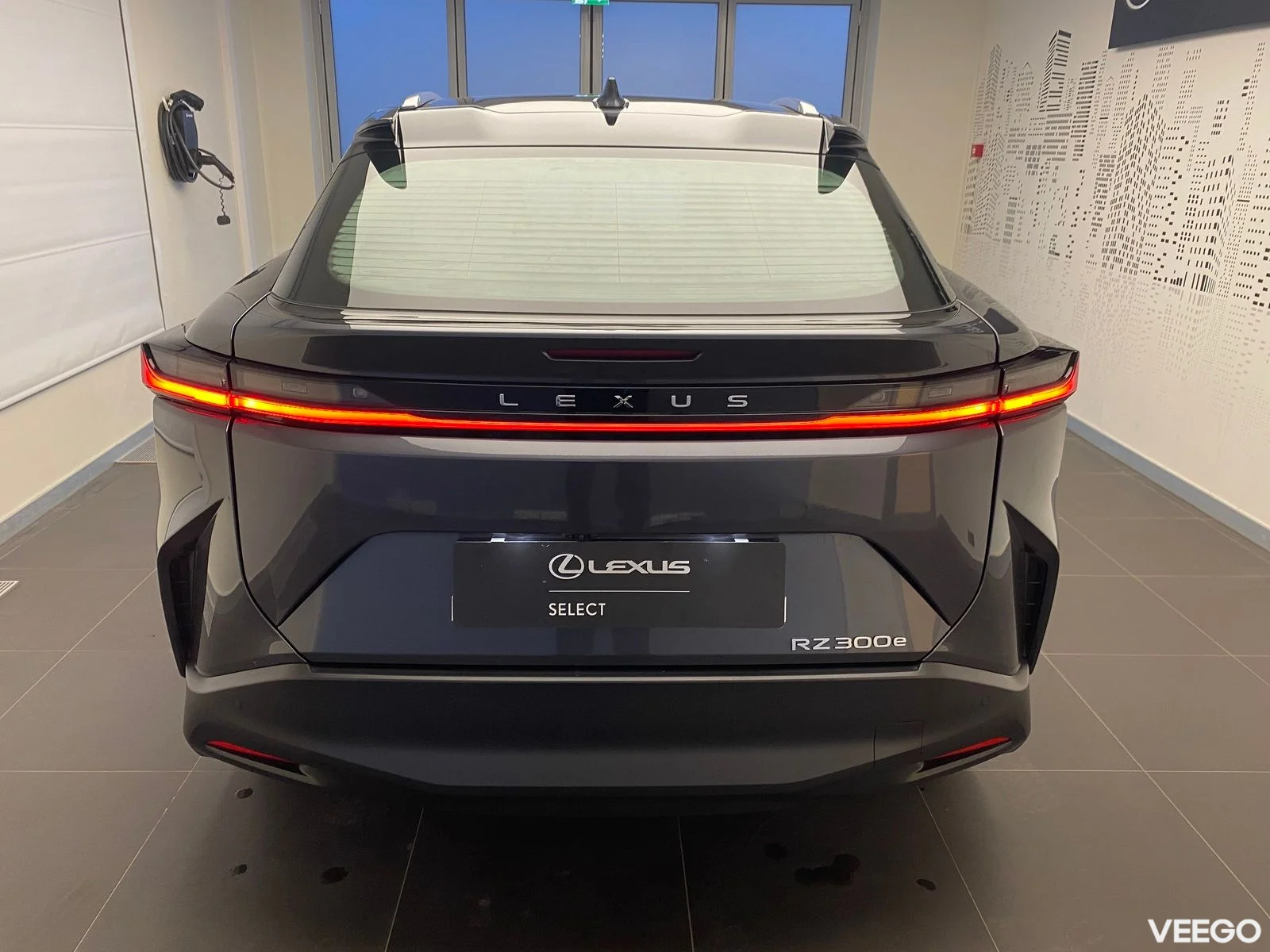 Lexus RZ 300e 73kW