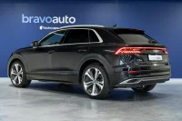 Audi Q8 quattro 250kW thumbnail