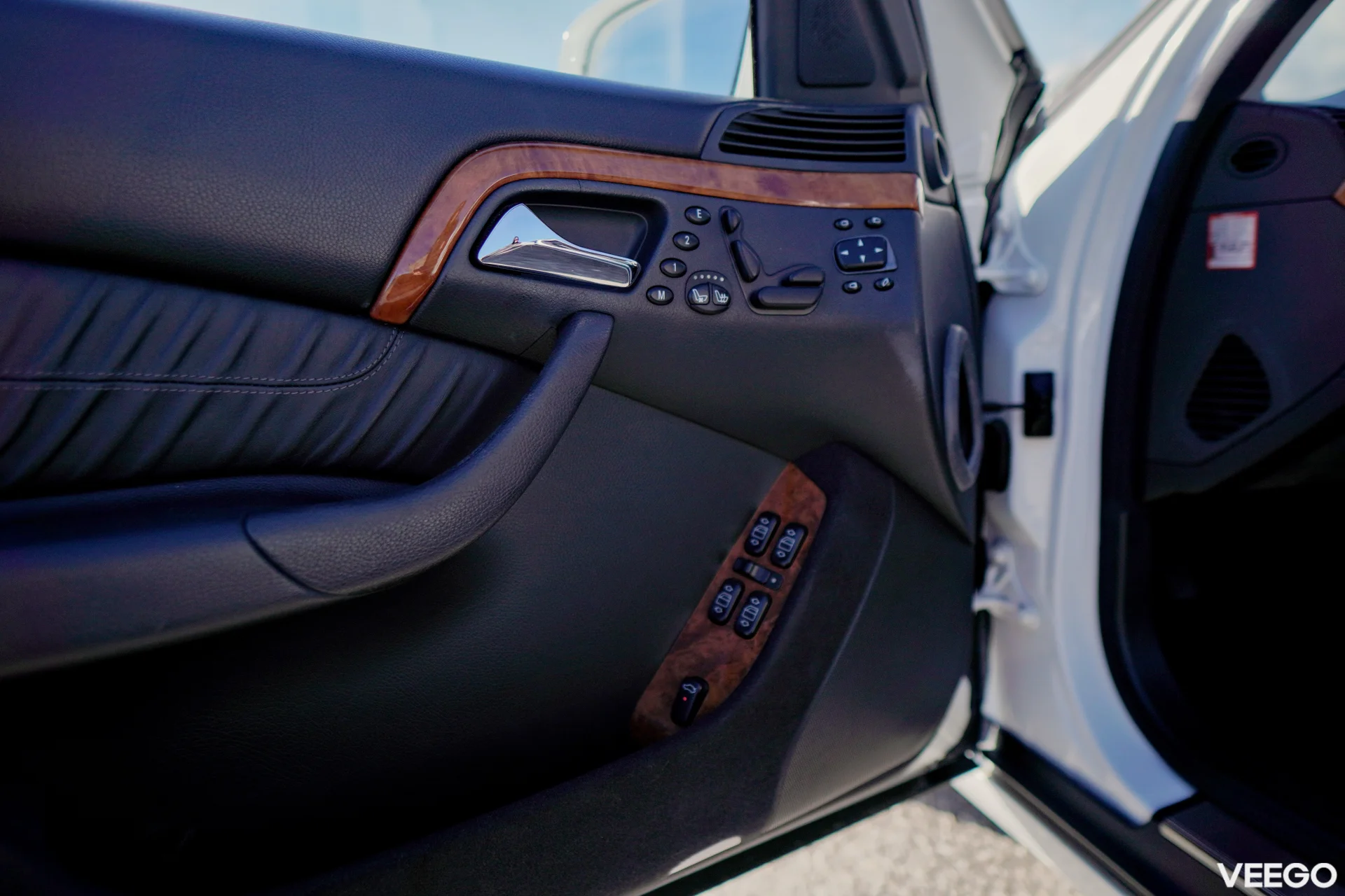 Mercedes-Benz 500 S500L 5.0 225kW