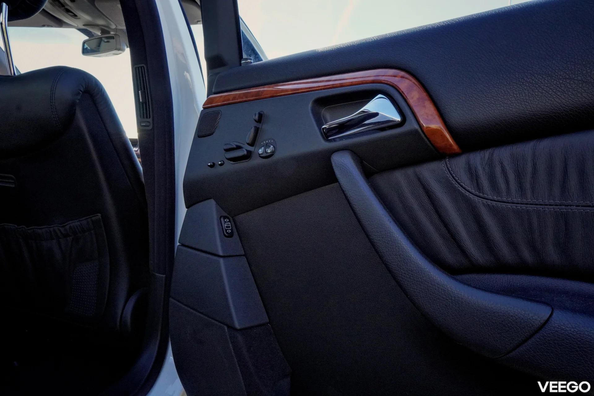 Mercedes-Benz 500 S500L 5.0 225kW