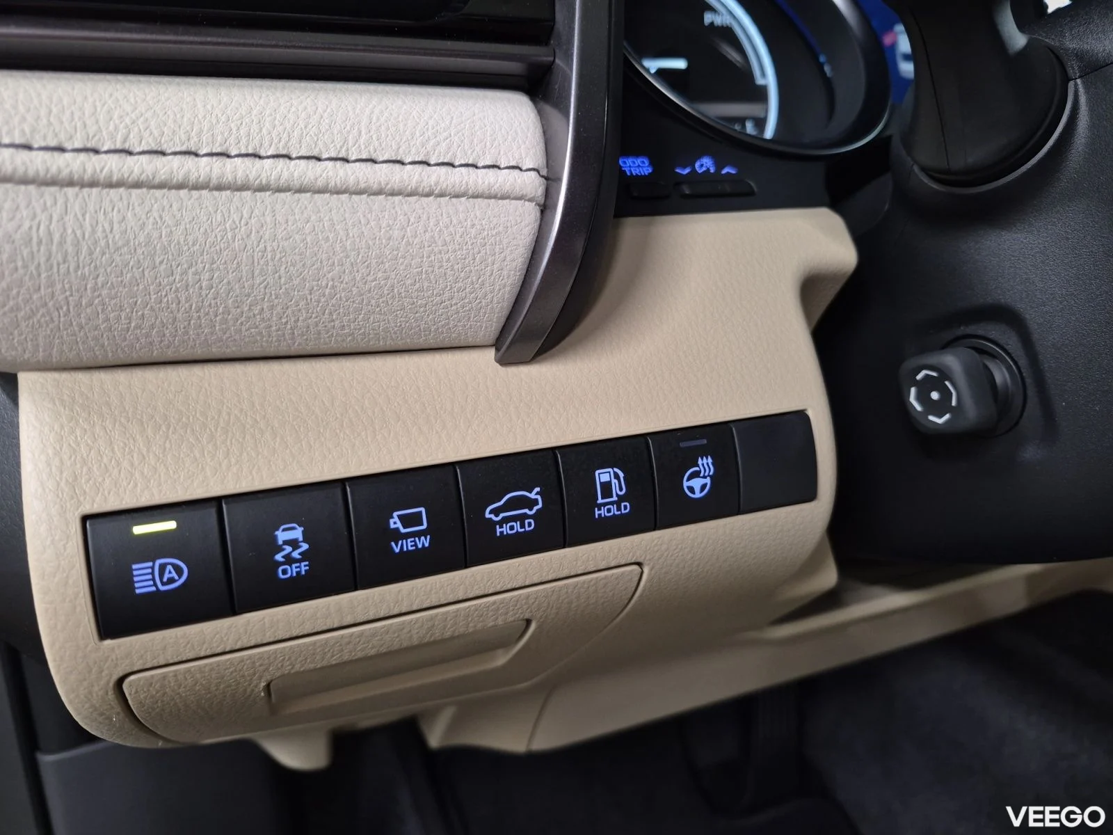 Toyota Camry Premium 2.5 131kW