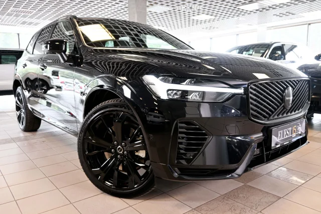 Image of Volvo XC60 AWD B&W 4C LUXURY+ ULTRA BLACK FULL XENIUM INTELLI PRO MY26 2 335kW