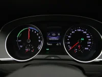 Volkswagen Passat 1.4 160kW thumbnail