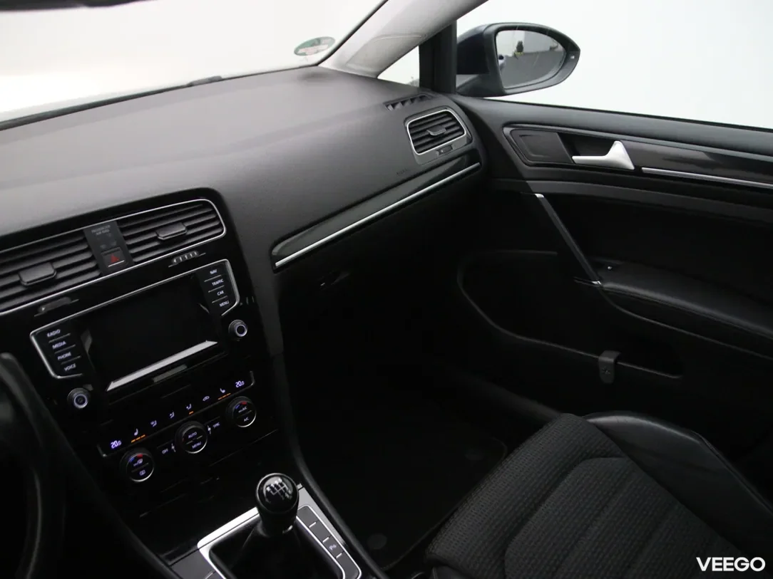 Volkswagen Golf 1.4 90kW