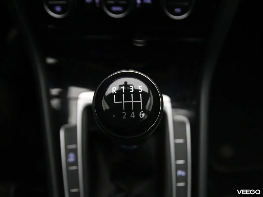 Volkswagen Golf 1.4 90kW
